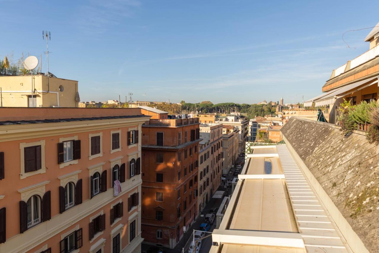 Colosseo Brightful Apartment With Rooftop Róma Kültér fotó